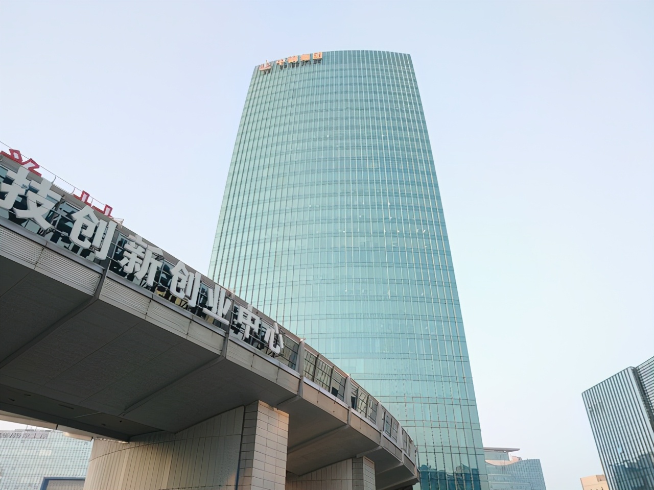真旗舰坚果 R2全面评测，配置顶级，系统更是杀手锏 第13张
