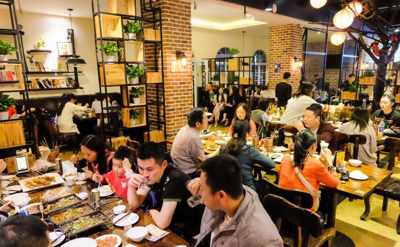 激烈竞争下，10平方米的小烧烤店通过社群营销，一个月赚20万 第5张