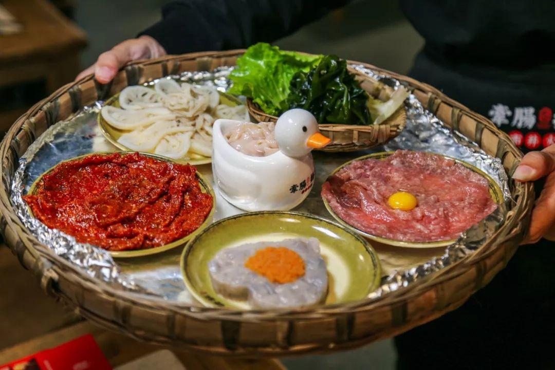 又一收割“智商税”的行业来了？明星不再拍戏，靠开店就能赚上亿 第9张
