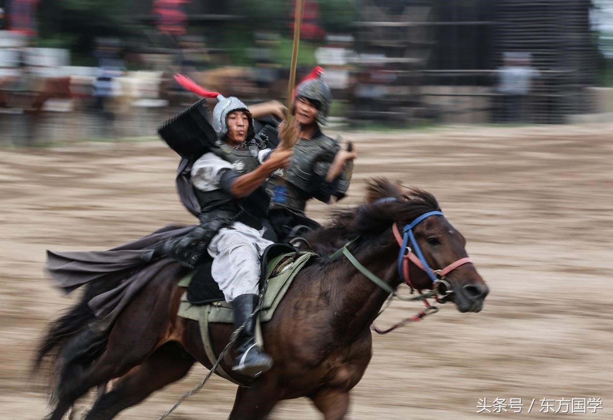 书愤五首其一翻译及赏析（古诗内容及全文解释） 第1张