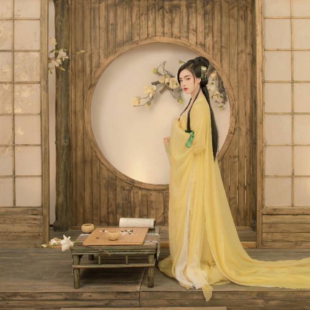 夫妻隐居山林的浪漫句子（归隐山林的美好诗句） 第1张