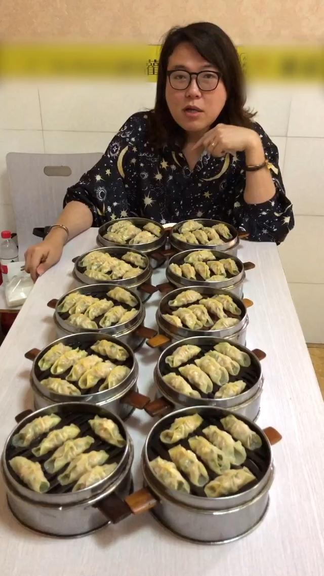 浪胃仙：千万级网红到底是男是女，神秘身份背后一切都为了孩子 第19张