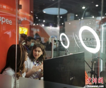 报告：中国大多数网络主播月入3000-5000元 第5张
