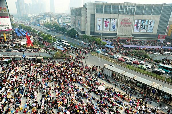 广州服装批发市场，严格控制直播带货，网友：治标不治本 第1张