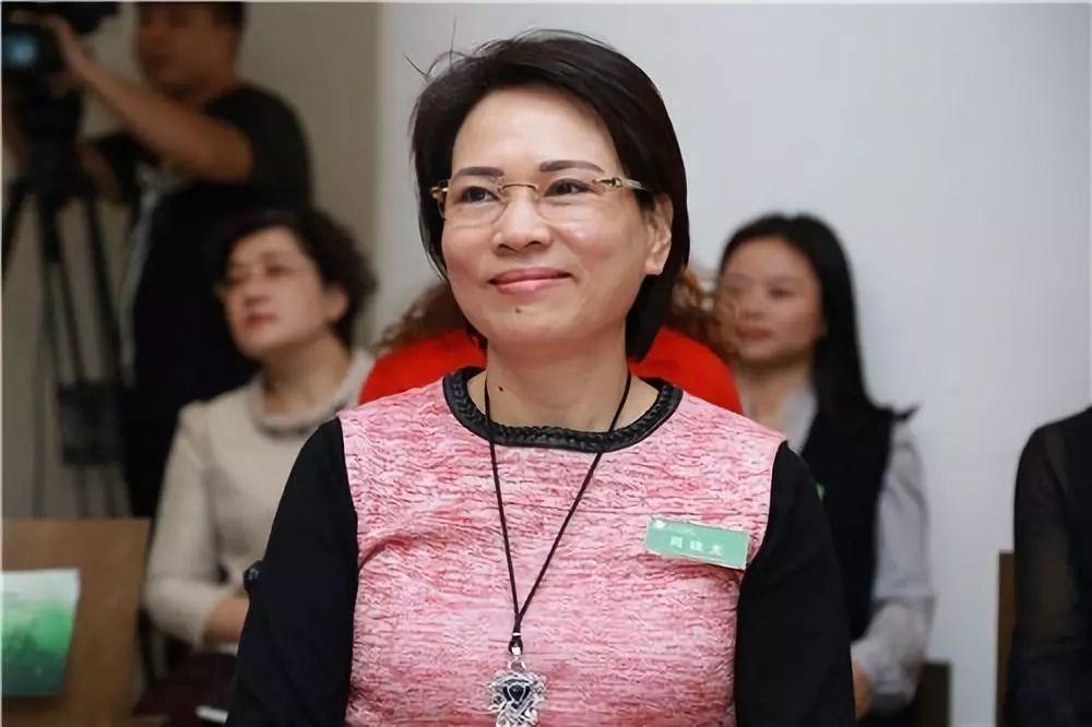 又一浙江女富豪凉了？巅峰时身价295亿，如今负债累累房子被拍卖 第5张