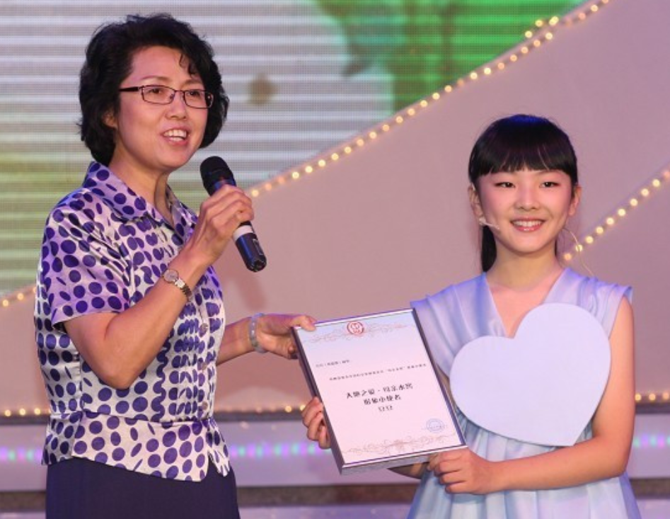 “豆豆三部曲”：读完很容易，读懂却相当艰难 第1张