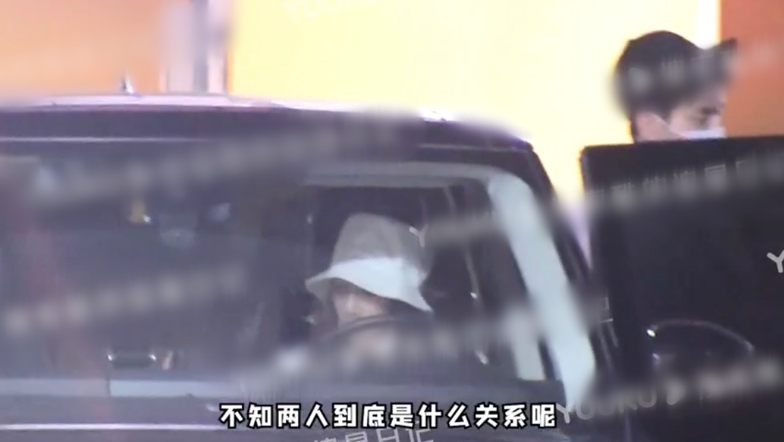39岁高伟光疑恋情曝光，被拍与一女性外出逛街，举止亲密疑见家长 第19张