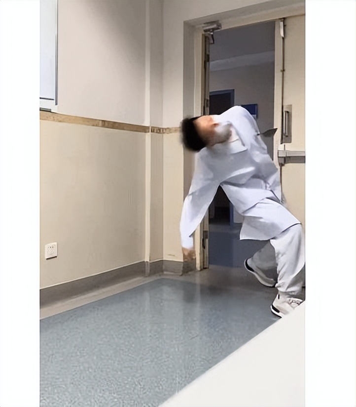 最强大脑潘周聃：因学霸式起身爆红全网，爱因斯坦是他大学校友 第5张
