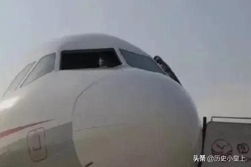 川航8633事件后，副驾驶治疗期间，与女航医恋爱，2022年举办婚礼 第23张