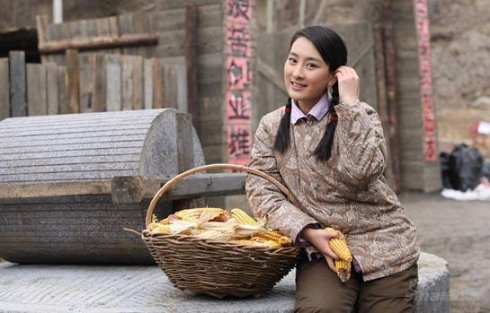 深陷夜宿门，力挺闺蜜毁前程，“哈尔滨美人”马苏幻灭史 第31张