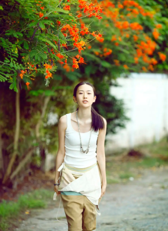 童谣演员简介个人资料（有种“整容”叫童瑶结婚） 第15张