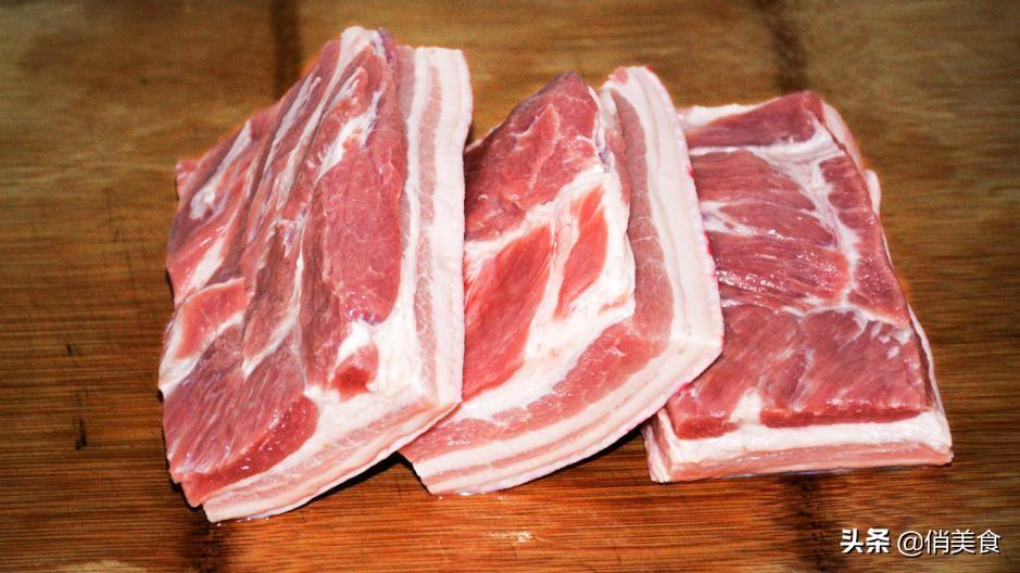 红烧肉怎么做才好吃不腻（ 最新最简单的红烧肉方法） 第1张