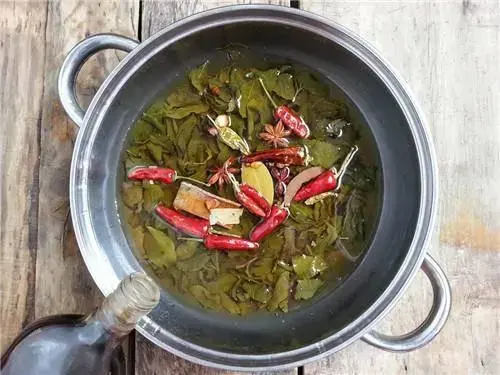 茶叶蛋怎么做最好吃又简单（简单茶叶蛋的做法入味的方法分享） 第9张