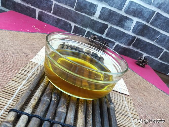 新鲜花椒油的制作方法（自制花椒油的方法分享） 第17张