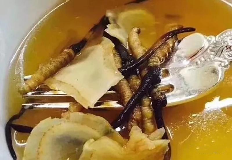 冬虫夏草怎么鉴别真假（关于冬虫夏草的真假区分方法） 第13张