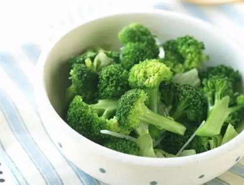 抗衰老的食物有哪些水果（9种抗氧化衰老最强的食物推荐） 第9张