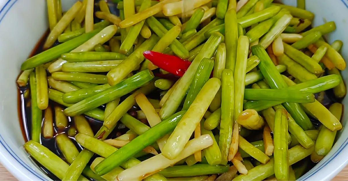 蒜苔怎么腌制好吃又脆（家常蒜苔的腌制方法） 第19张