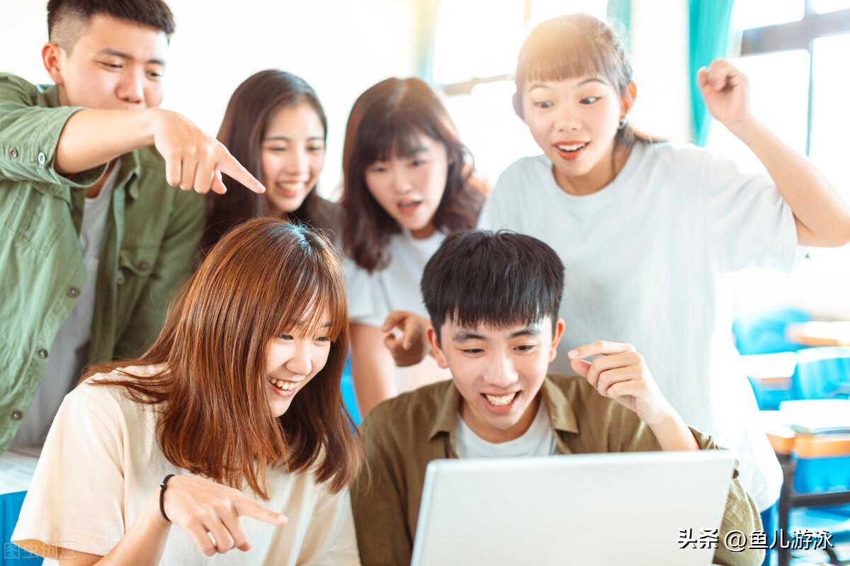 学什么专业有前途工资高（比较有前景的专业推荐） 第1张