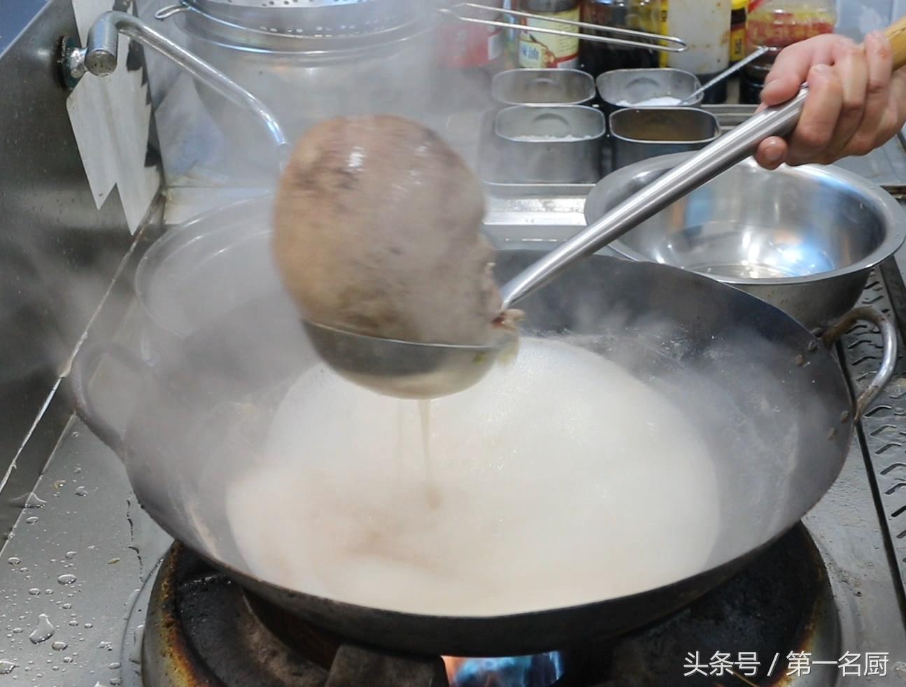 猪肝怎么做好吃又补血（炒猪肝的家常做法） 第11张