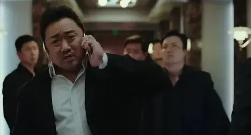 搞笑的韩国电影推荐几部（韩国黑色幽默电影） 第37张