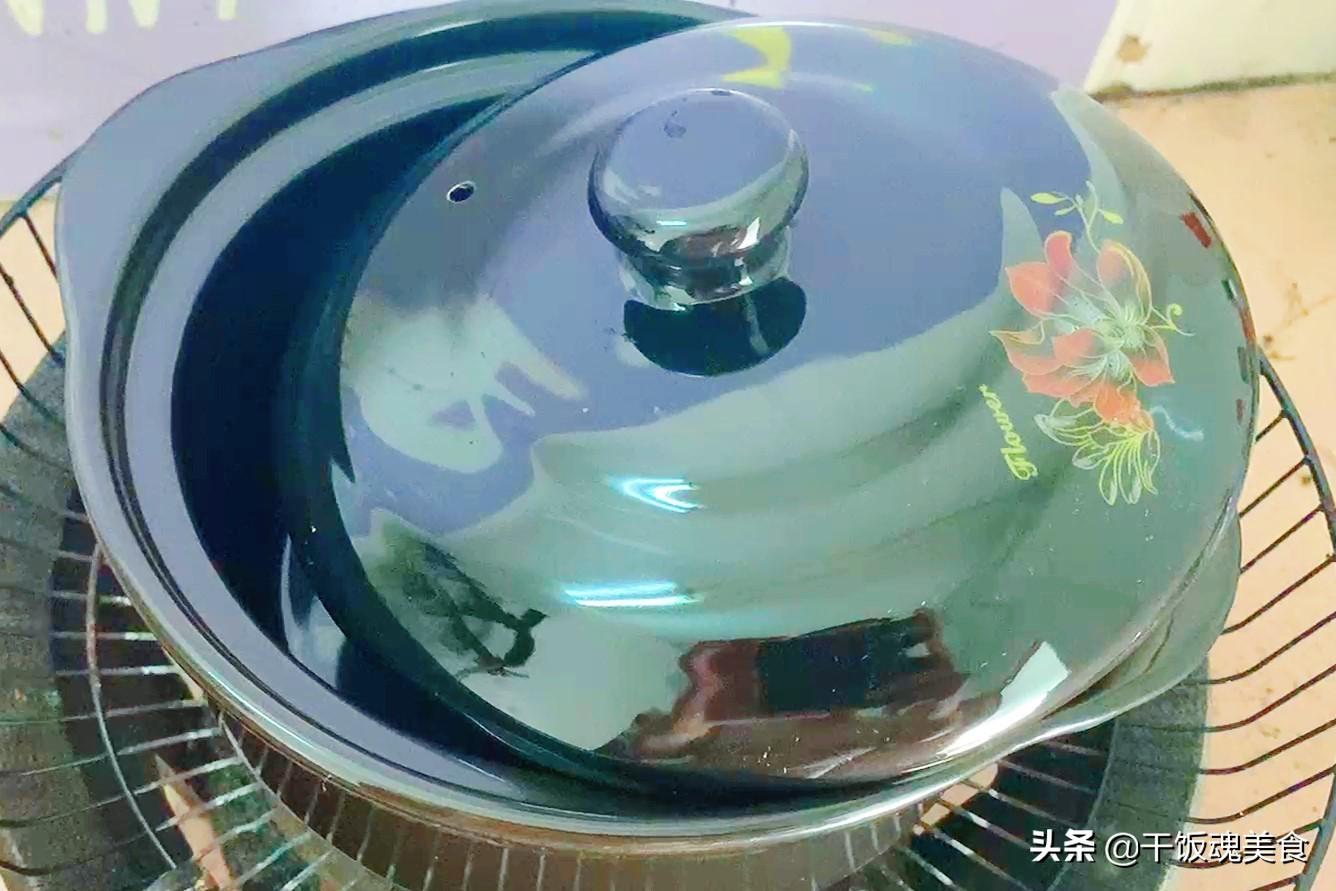 砂锅第一次用需要怎么处理不会炸（砂锅的正确开锅方法） 第1张