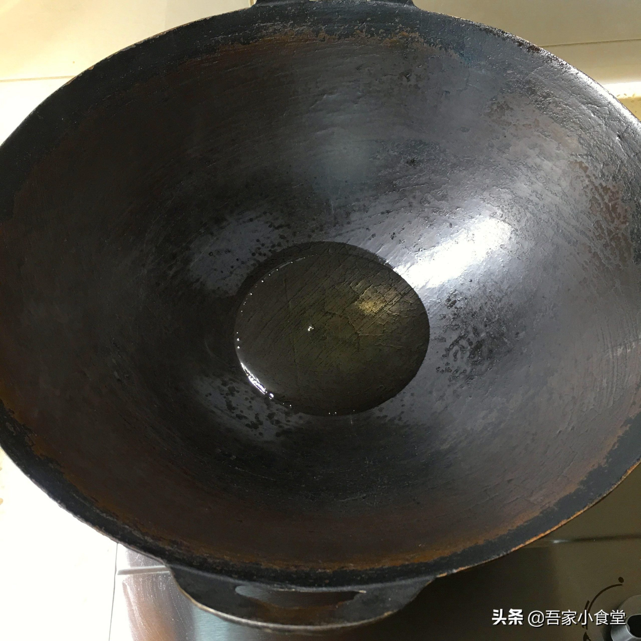 空心菜怎么炒又绿又脆（ 素炒空心菜的做法大全） 第5张
