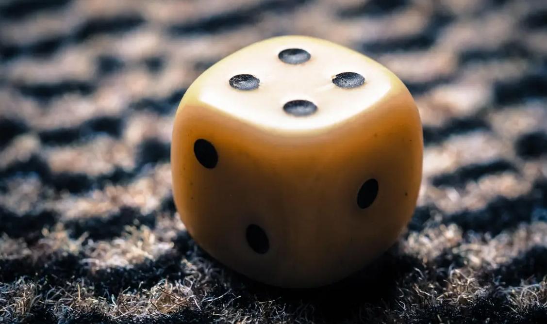 “骰子”怎么读？把语文这门学科学好，就不会轻易犯拼音上的错误 第1张