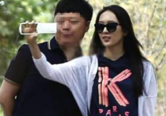 童谣演员简介个人资料（有种“整容”叫童瑶结婚） 第59张