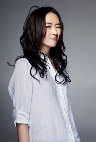 童谣演员简介个人资料（有种“整容”叫童瑶结婚） 第43张