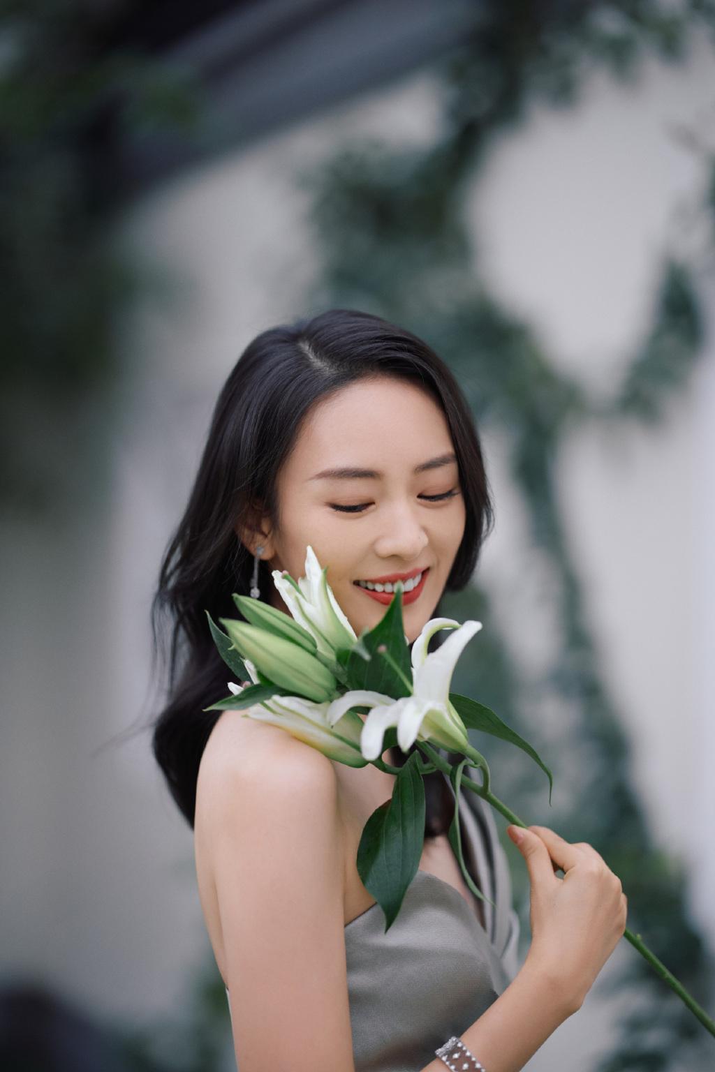 童谣演员简介个人资料（有种“整容”叫童瑶结婚） 第7张