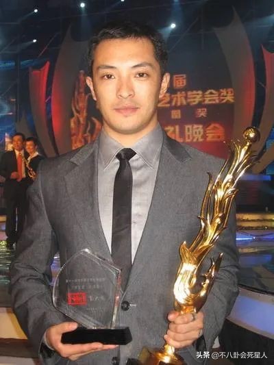 帅气男明星都来自哪里？川渝秀气，西北硬汉，山东浓眉大眼 第47张