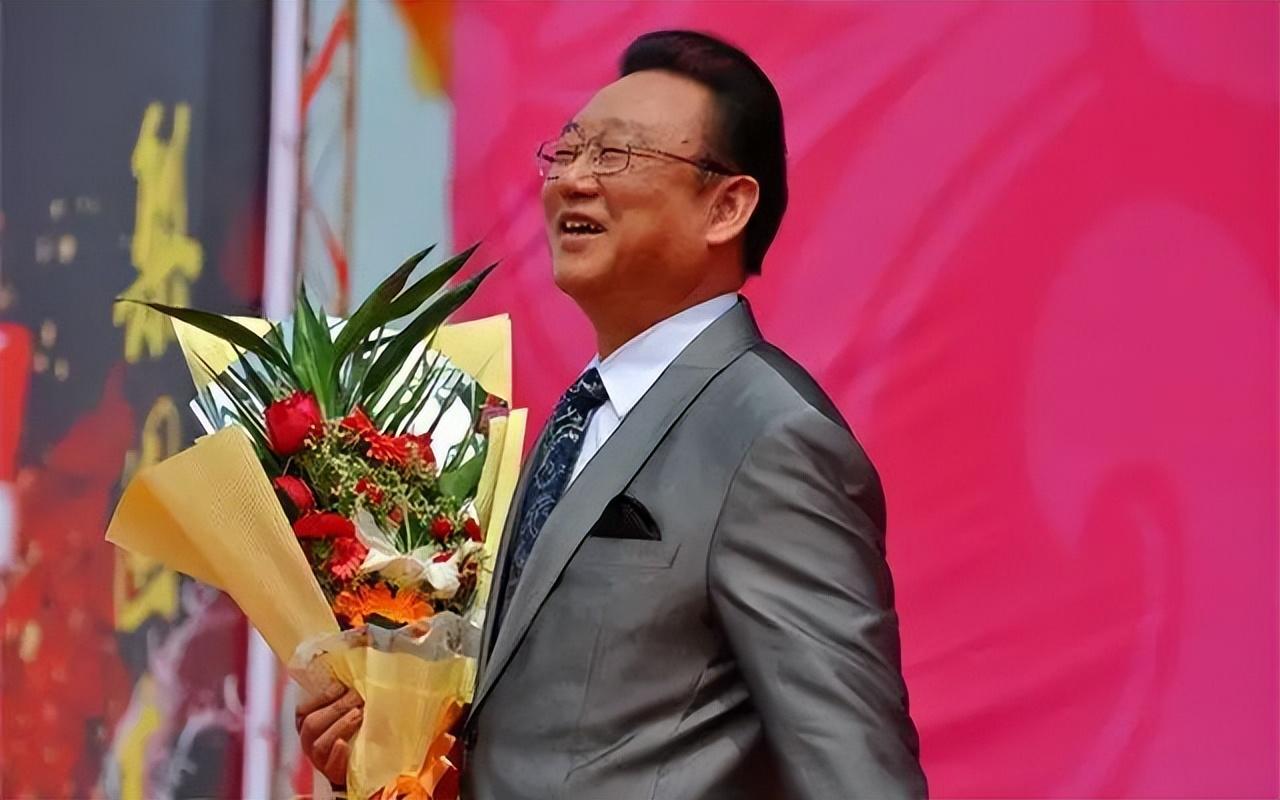 蒋大为个人资料简介（国内赚钱，国外享受的蒋大为） 第31张
