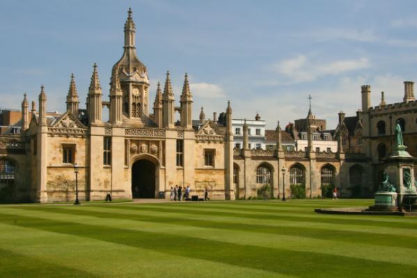 英国的大学名校有哪些？英国十大顶级名校排名 第9张