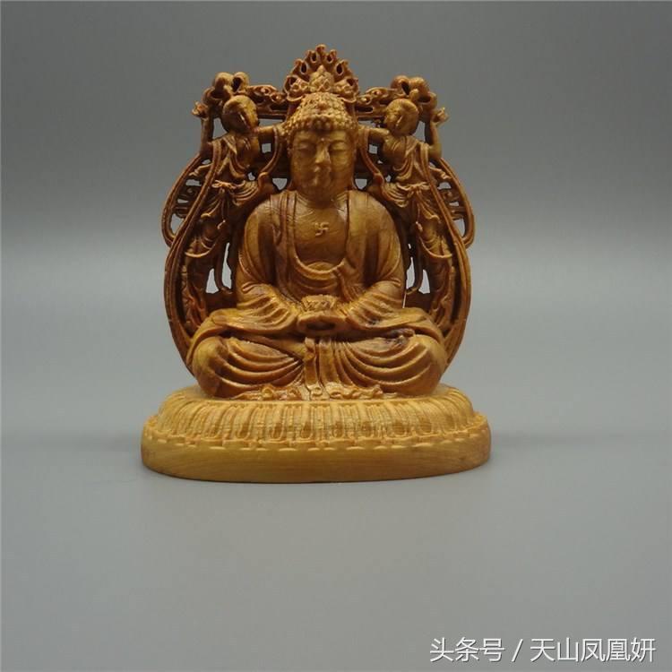 车内放什么摆件最吉利（怎样选择汽车风水物） 第7张
