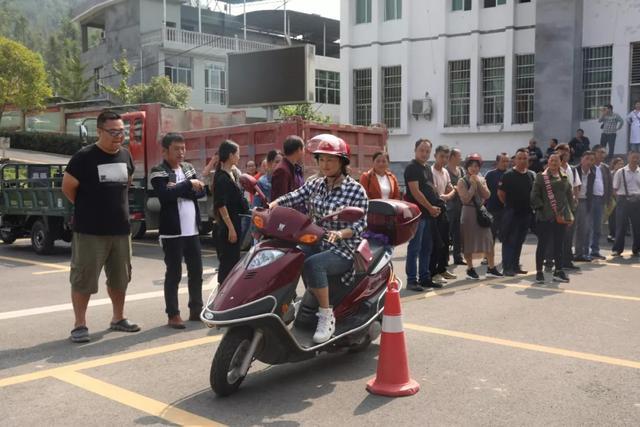 e证驾驶证可以开什么车（E证可以开三轮摩托吗） 第7张