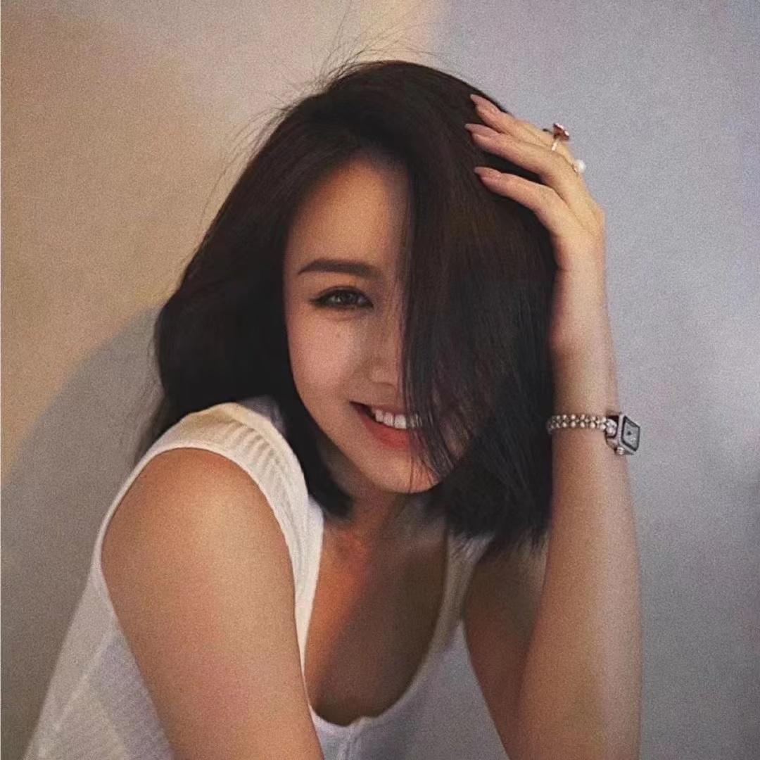 脸大又胖适合什么短发（时髦显脸小的几款好看短发造型） 第3张