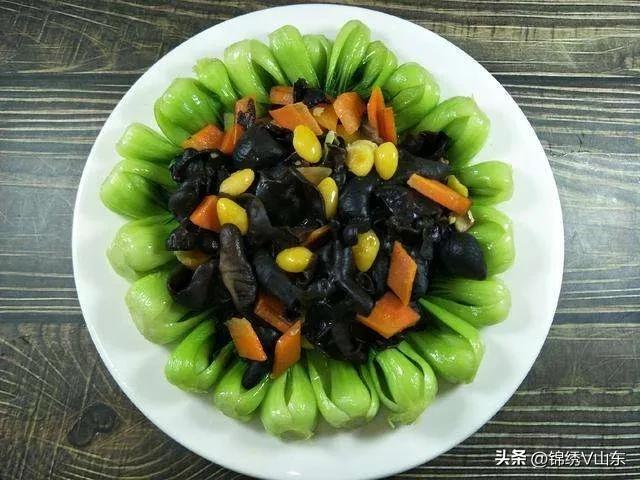 家里请客吃饭必备的10道菜谱（教你10道美味的下饭菜） 第9张