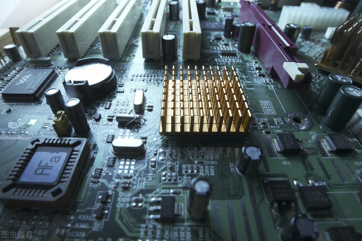 b85m-d2v支持的最高cpu（B85芯片主板搭配CPU） 第1张