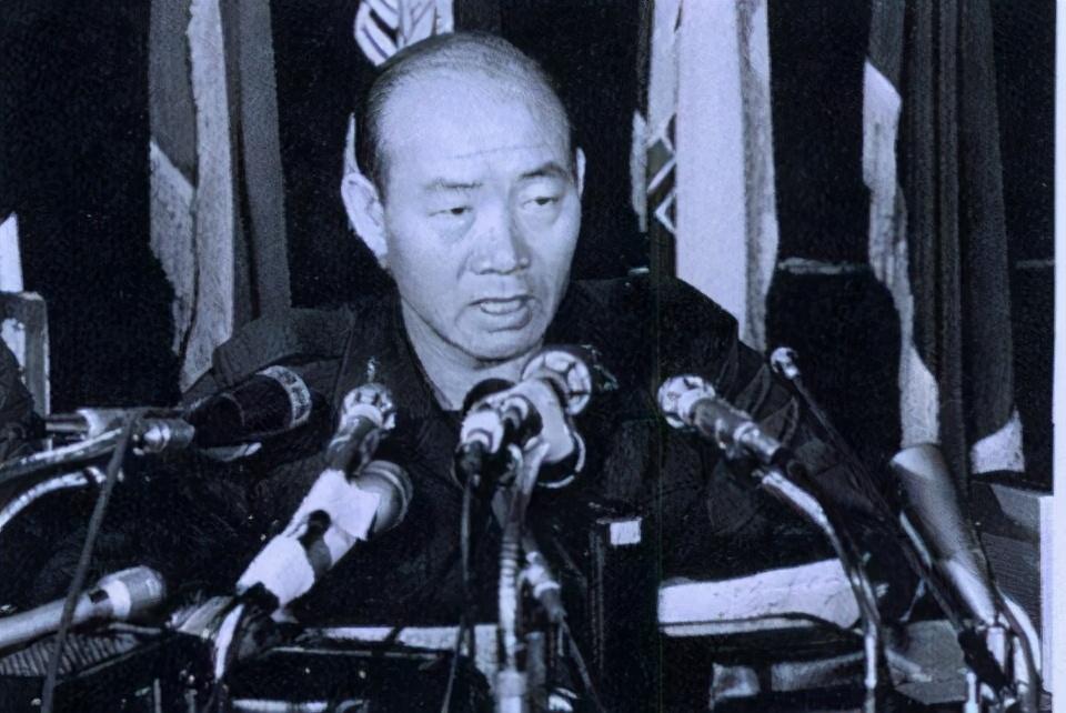 韩国总统命运一览表（盘点11任总统的下场谁最惨） 第9张