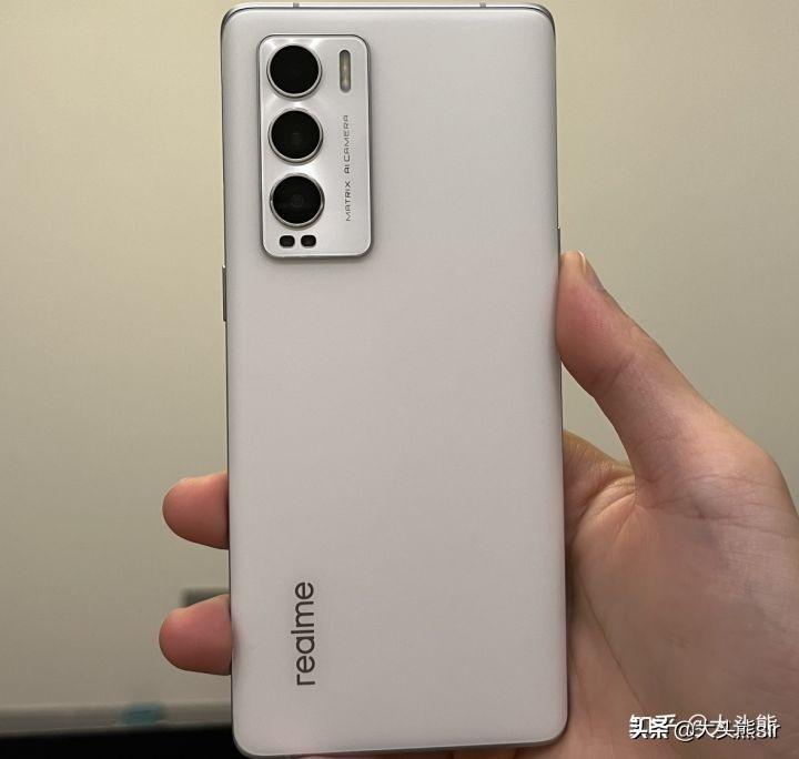 gtneo3和gt大师探索版哪个好（realme GT Neo3和真我GT大师探索版对比） 第3张