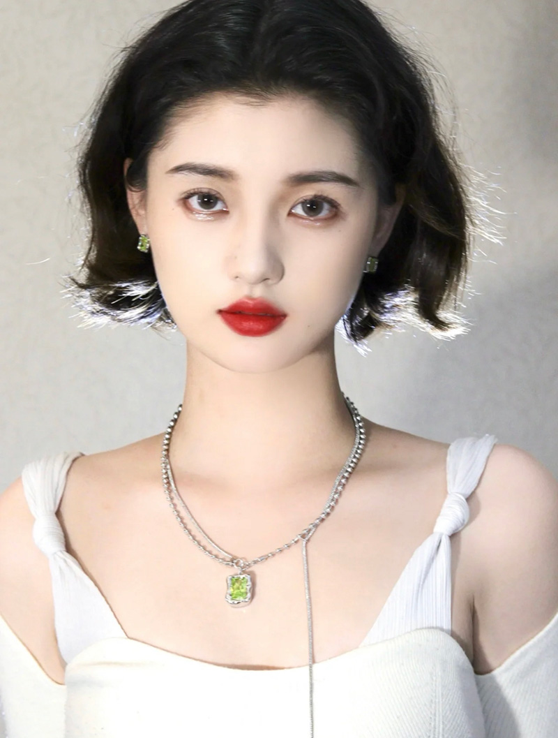 黄皮适合什么色号的口红（黄皮女生涂这些口红显白又气质） 第21张