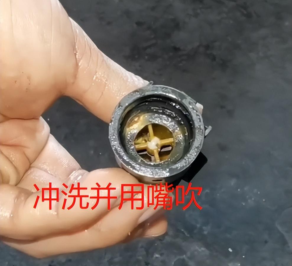 燃气热水器不出热水不打火怎么办（家用燃气热水器不打火） 第15张