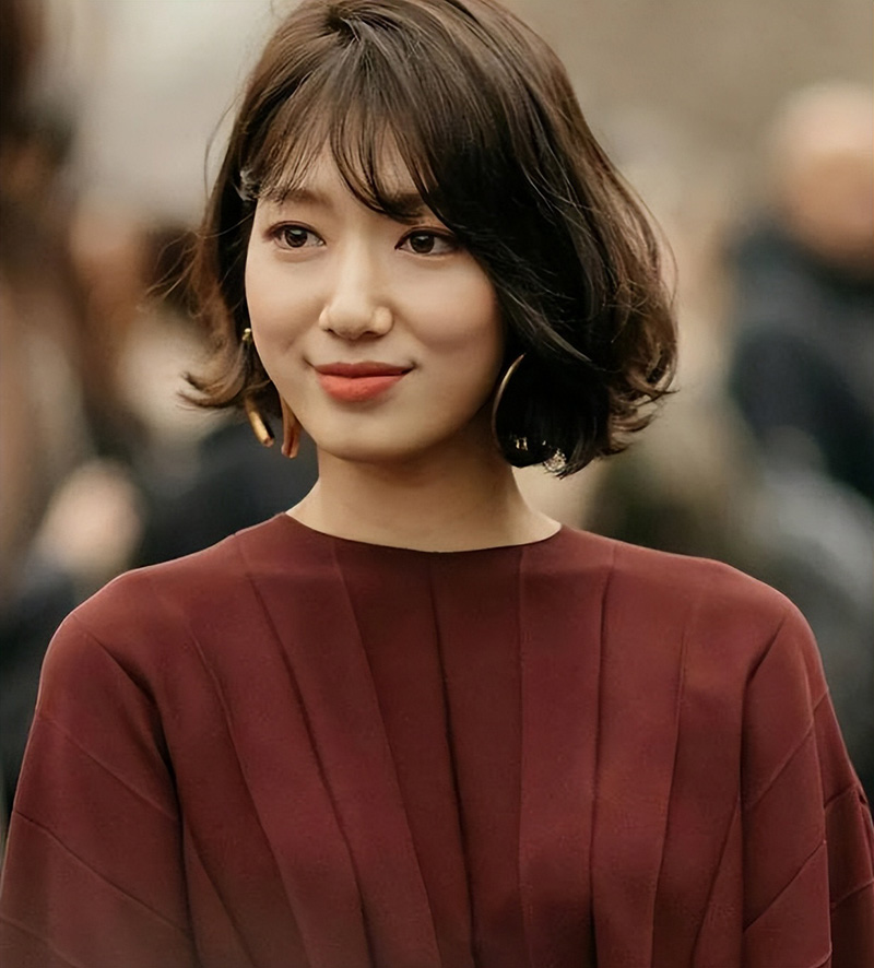 圆脸适合什么发型女（2022圆脸弄什么发型最好看） 第13张