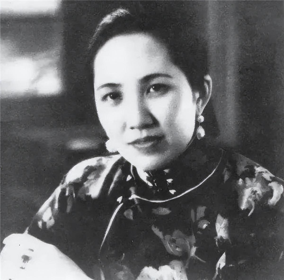 中国银幕的第一位女演员是（为拼事业将闺蜜送给丈夫） 第5张