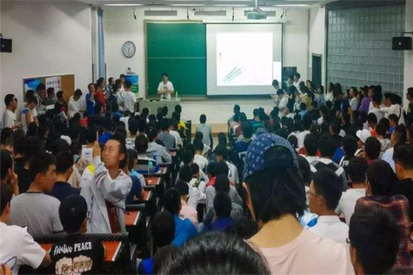 韩国十大高薪职业排行榜：整容医生上榜，大企高管居首位 第17张
