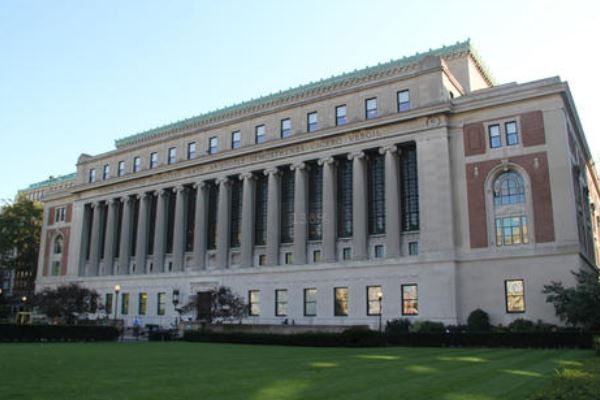 世界法学排名前十的大学：哈佛第一，耶鲁第四 第13张