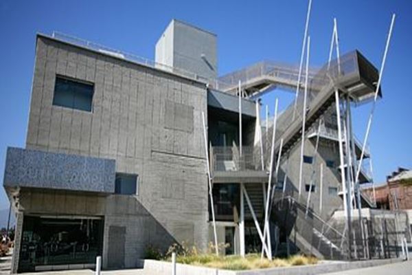 世界十大顶尖艺术学校，皇家艺术学院摘得桂冠 第17张