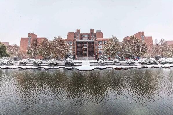 河南漂亮的大学排行榜前十名，河南十大最美大学校园 第3张