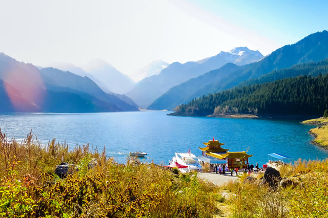 中国十大高山湖排名 中国最美高山湖泊 第5张