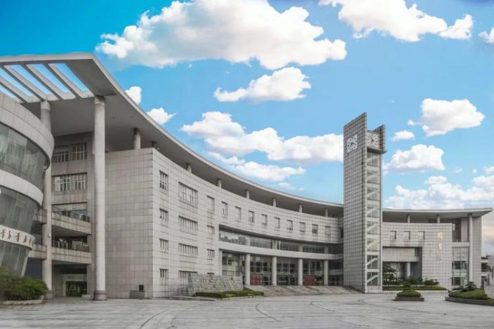 湖北十大财经类大学排行榜，第一的是中南财经政法大学 第17张